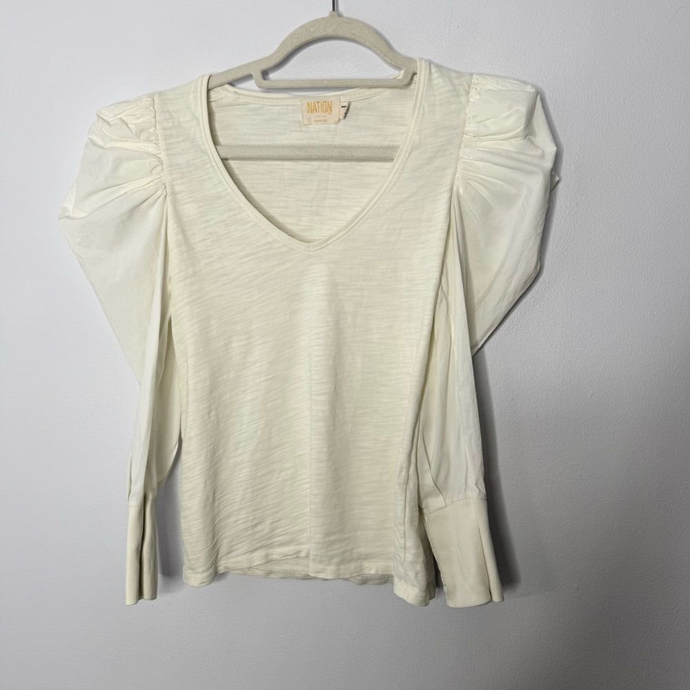 Nation LTD cream or ivory colored puff shoulder long-sleeve blouse size XS